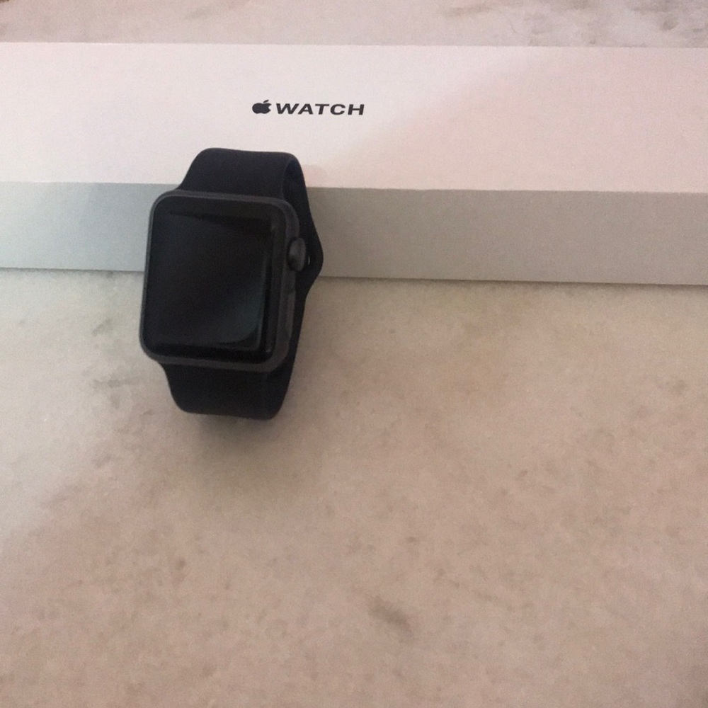 NEW Apple Watch Series 1